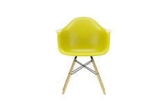 DAW plastic armchair RE