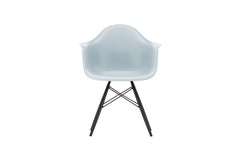 DAW plastic armchair RE