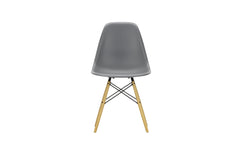 DSW plastic side chair RE