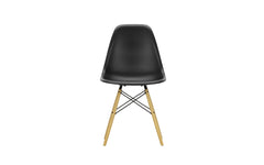 DSW plastic side chair RE