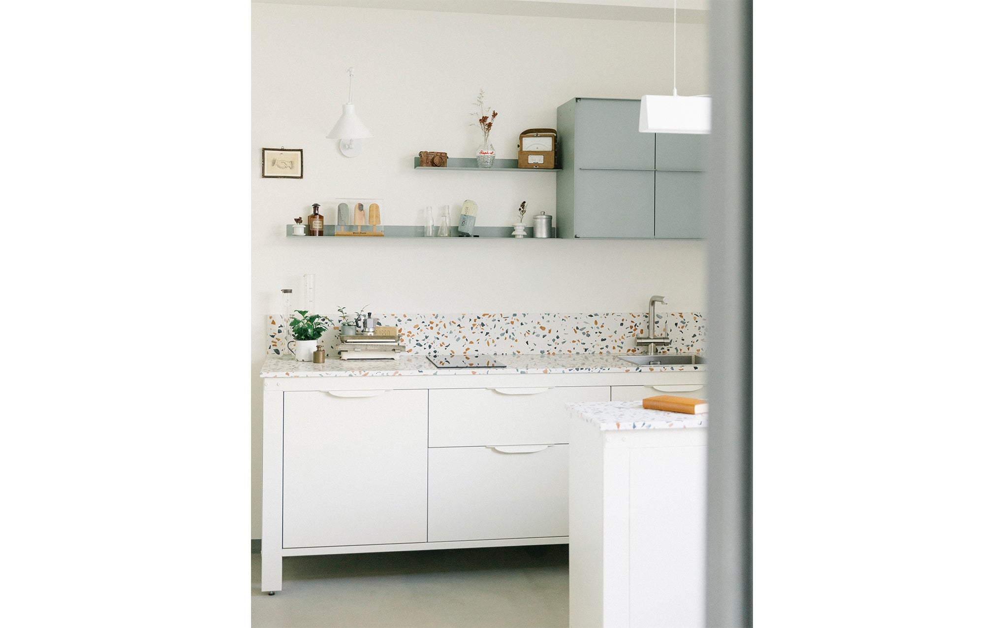 Very Simple: Kitchen - milk