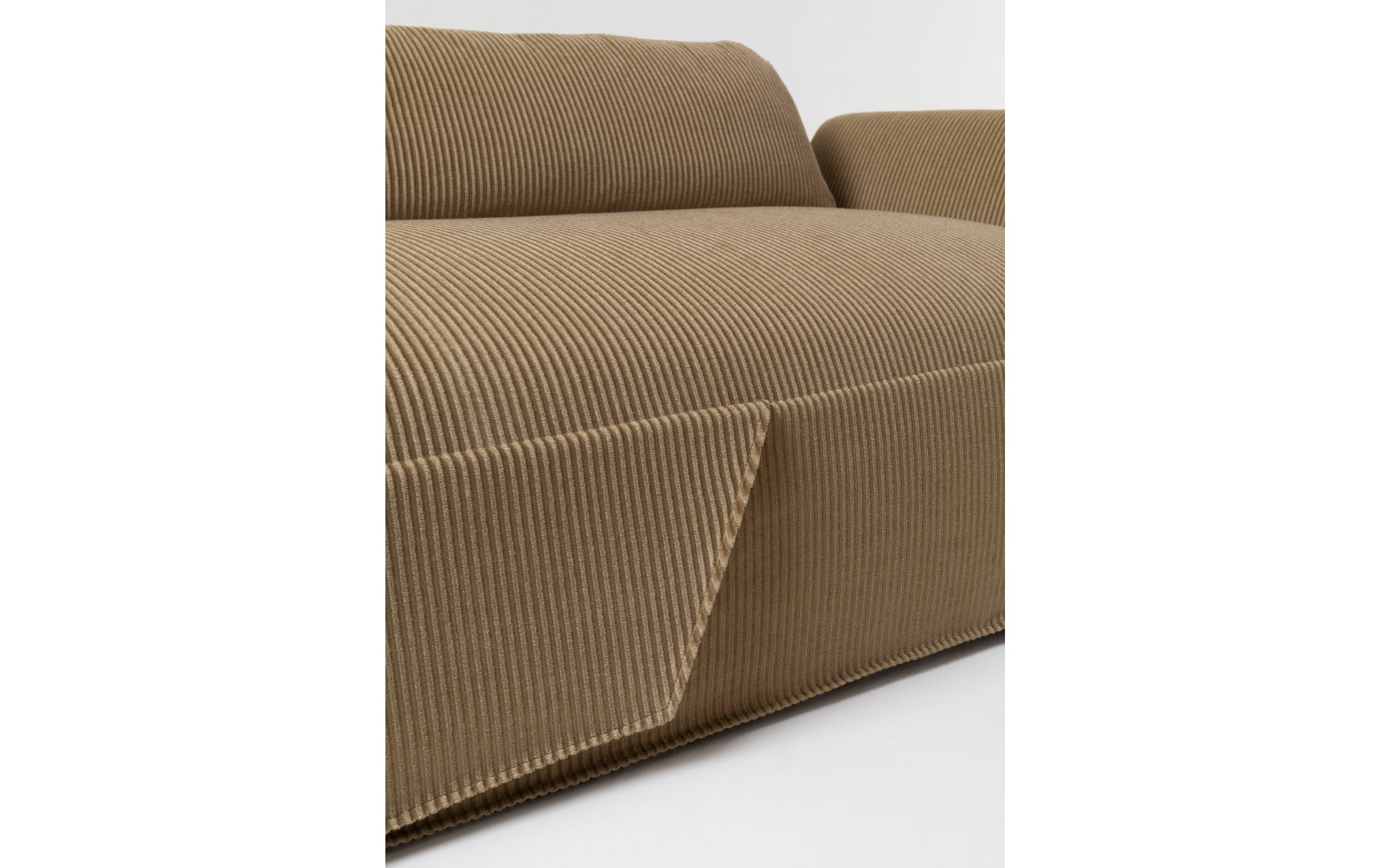 Peonia three seat sofa