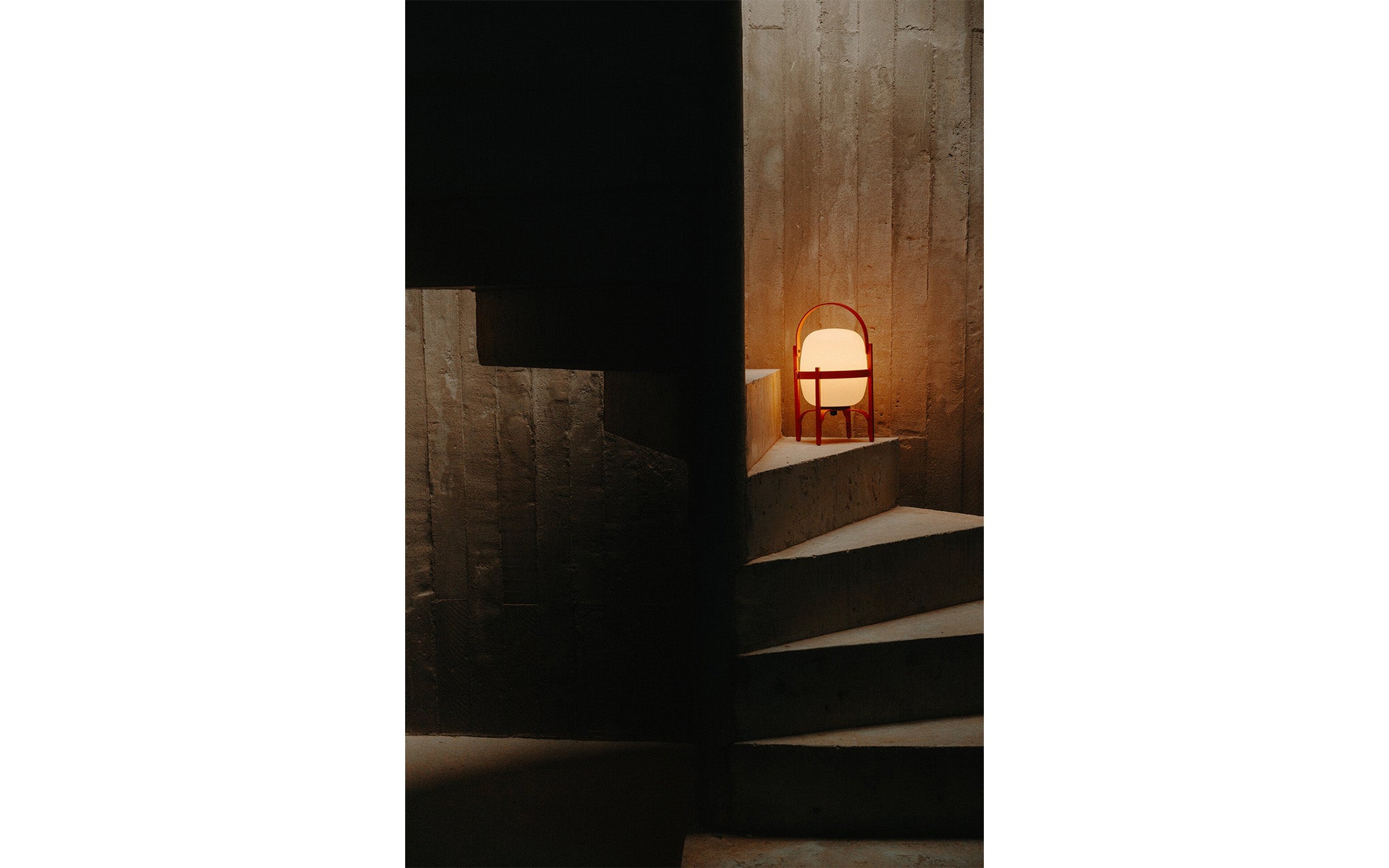 Cestita Alubat table light
