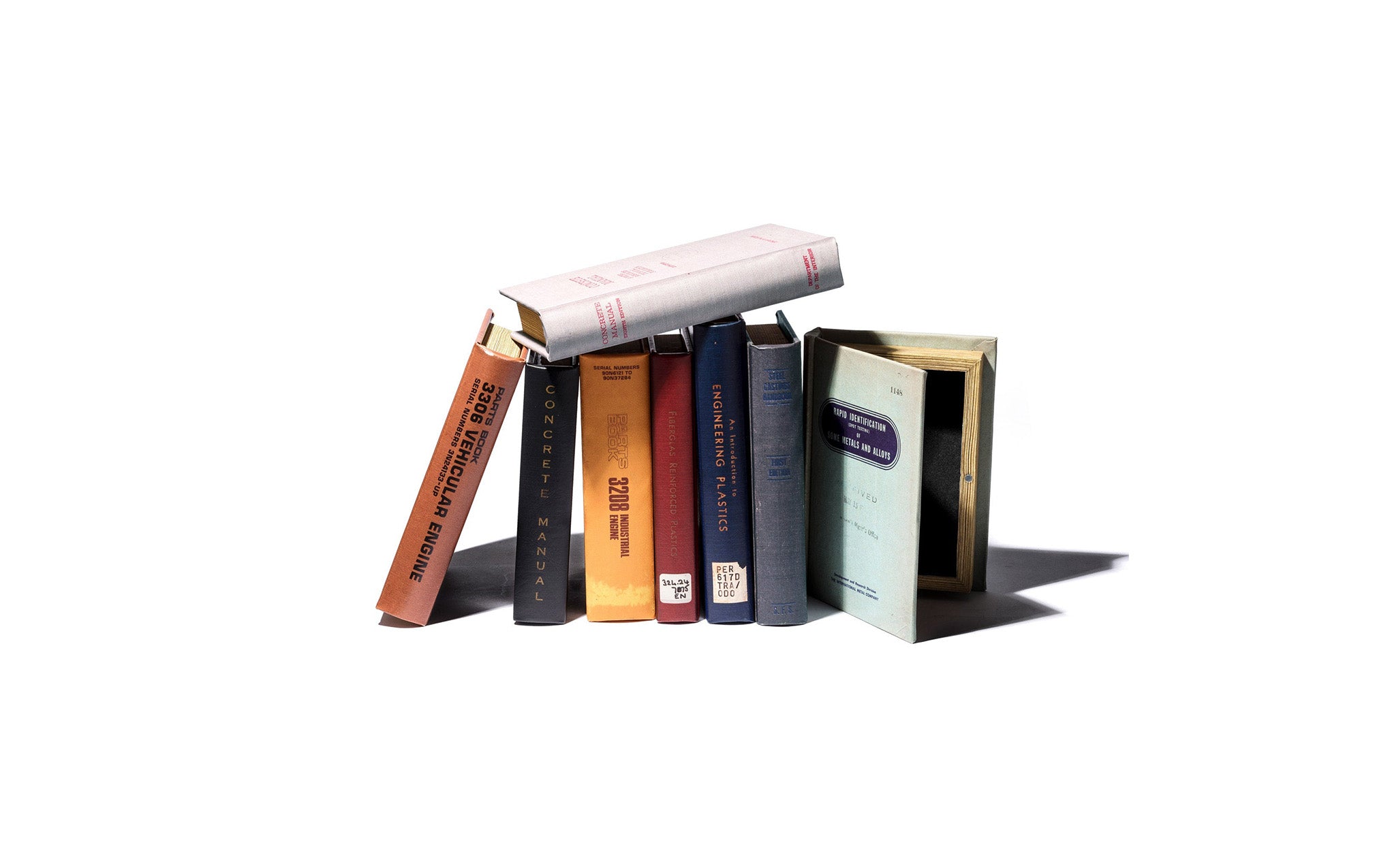 Empty book in orange - Vehicular Engine