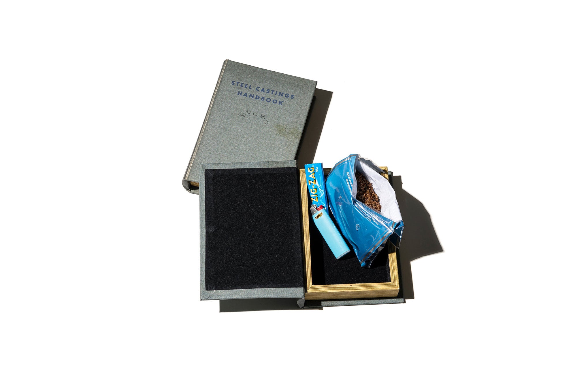 Empty book in grey - Concrete Manual