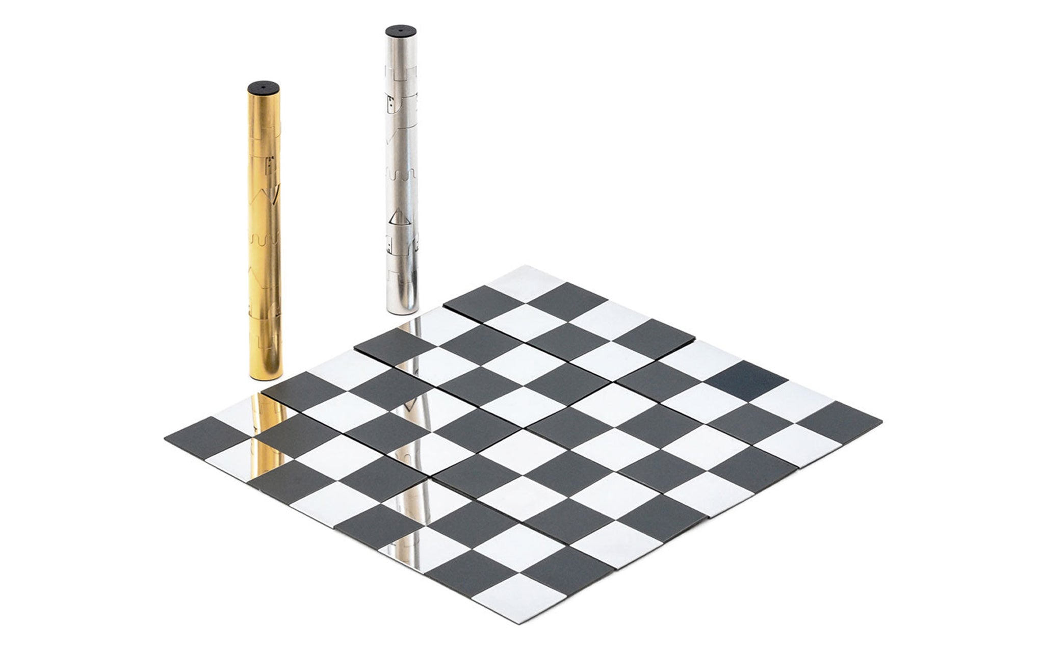 Cy Endfield travel chess set