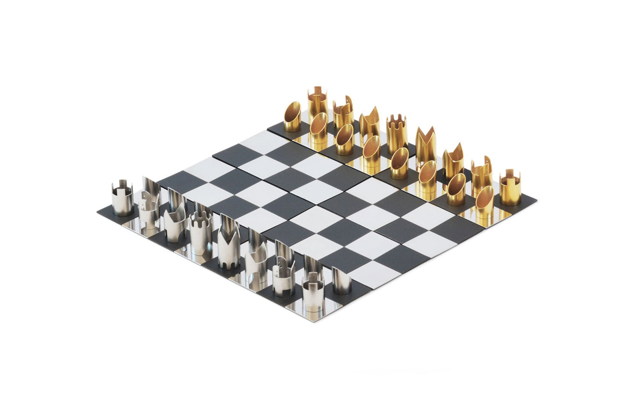 Cy Endfield travel chess set