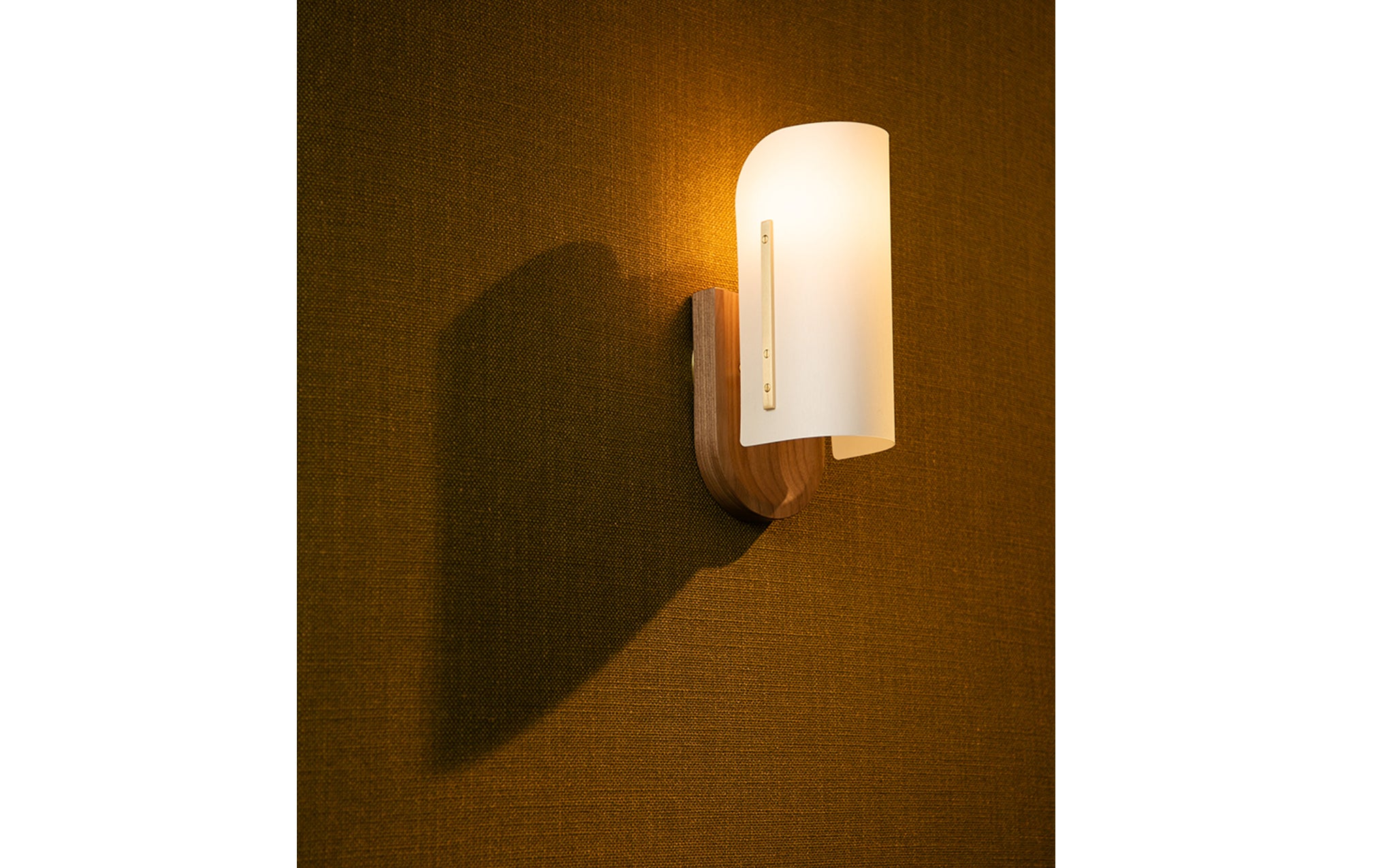 Modernist wall lamp No.1
