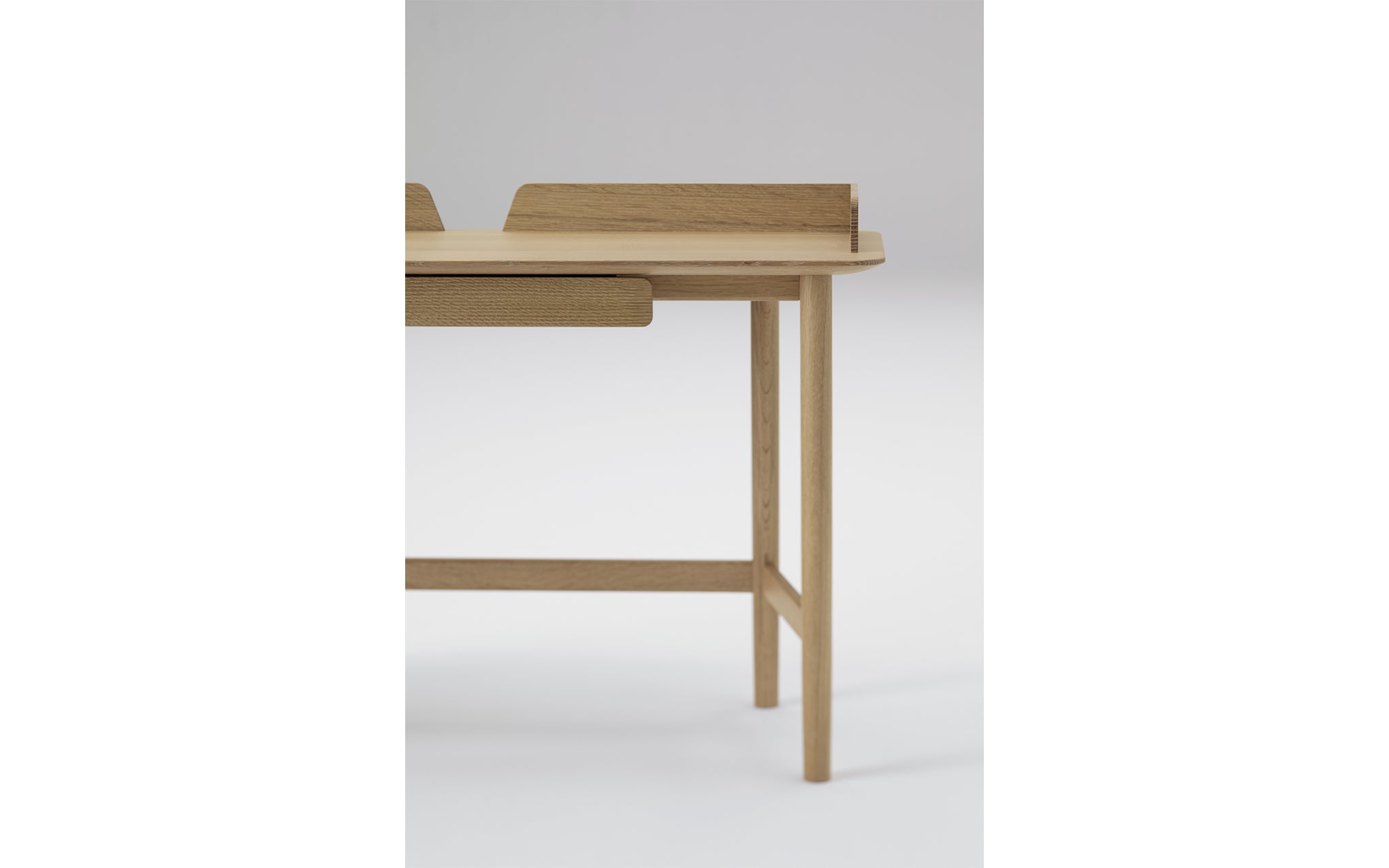 Lightwood desk - panel & drawer