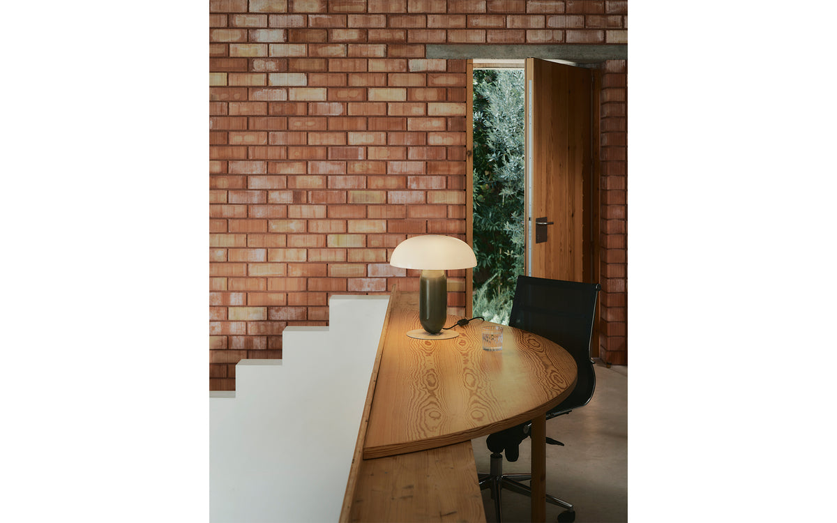 Gambosa table light