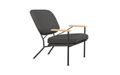 Orlando armchair with oak arms