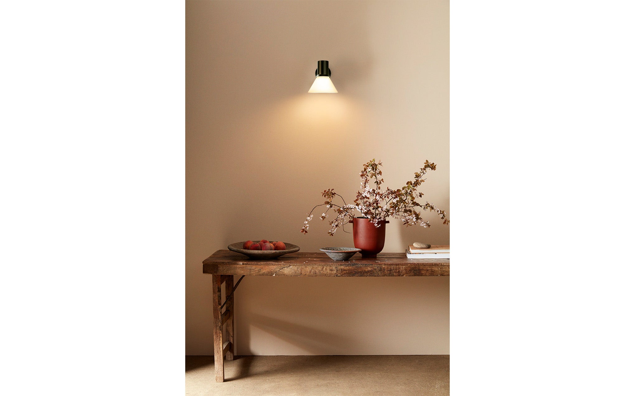 Type 80 W4 wall light