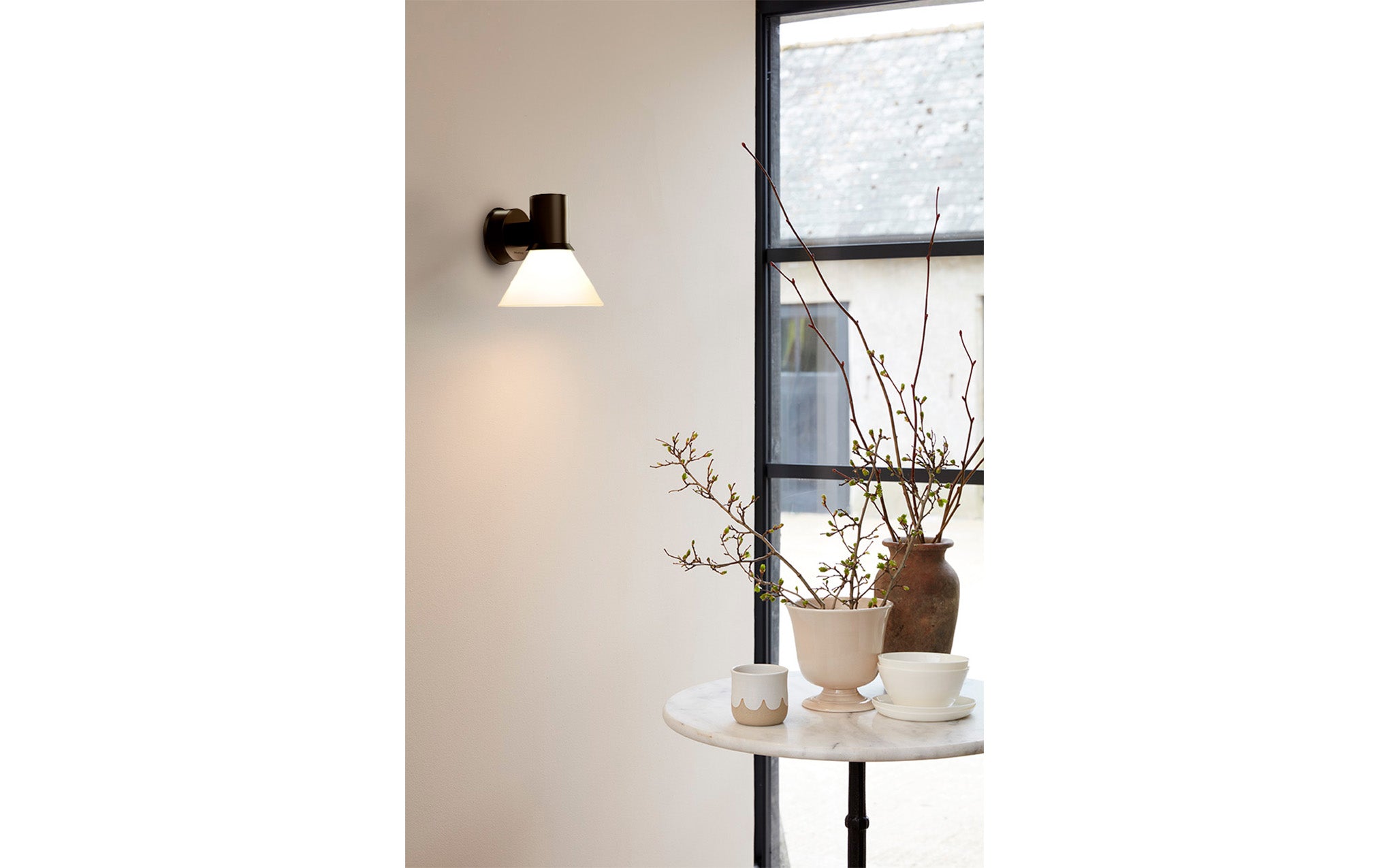 Type 80 W4 wall light