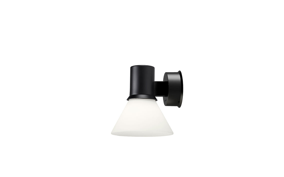 Type 80 W4 wall light