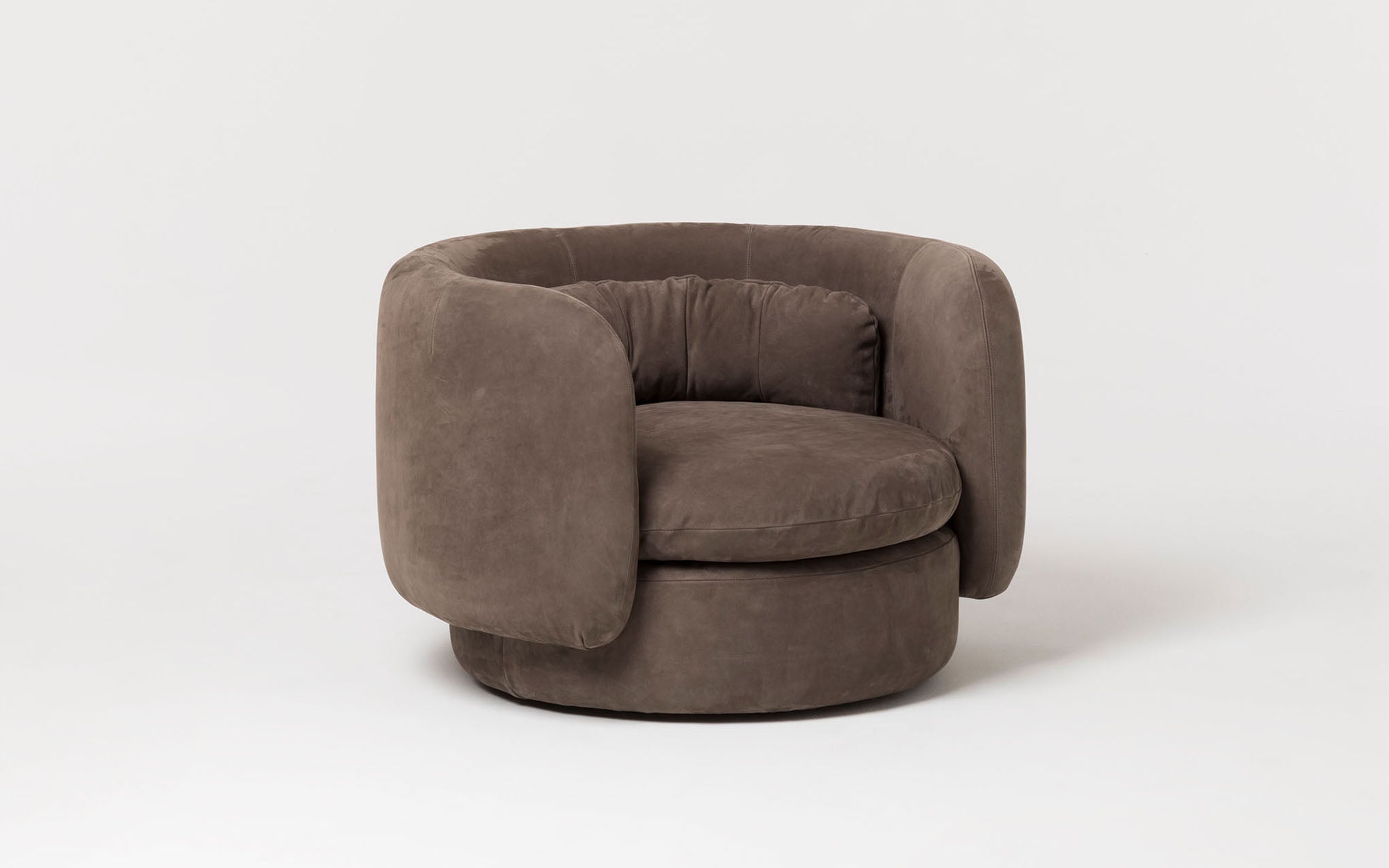 Group armchair with swivel base - informal