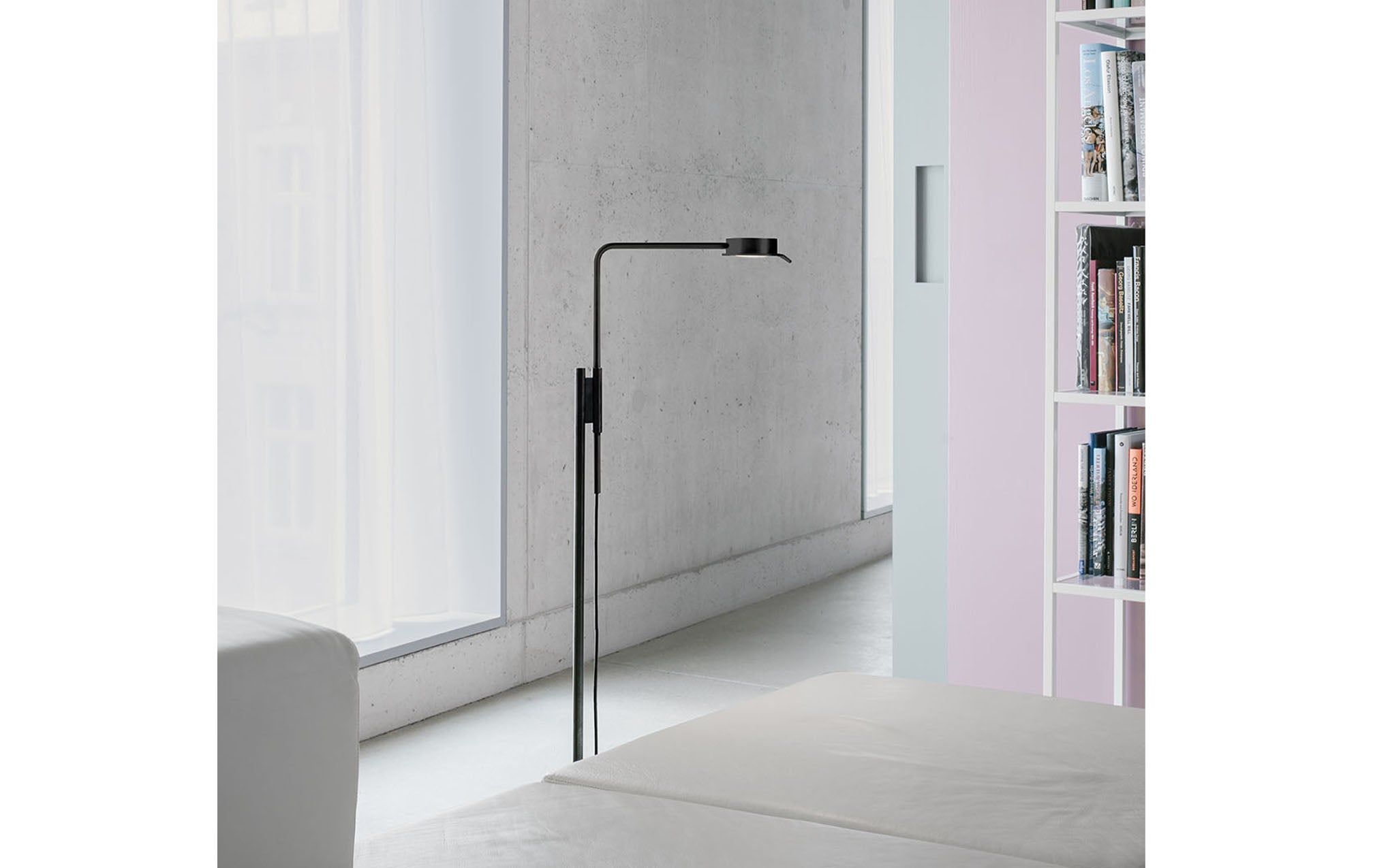 w102 Chipperfield floor light