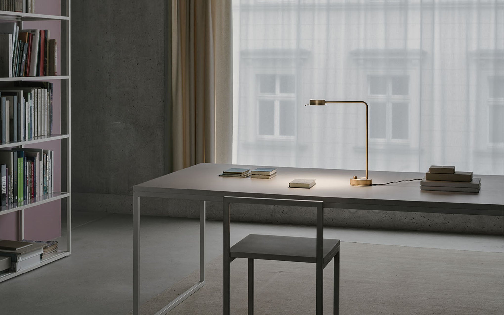 w102 Chipperfield table light