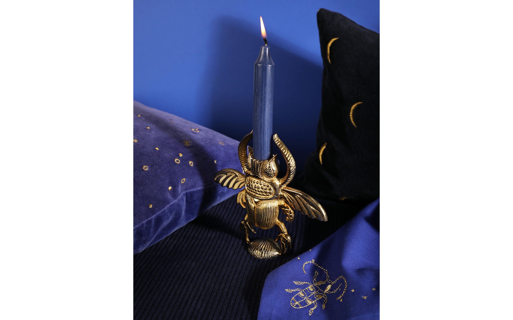 Scarab candleholder