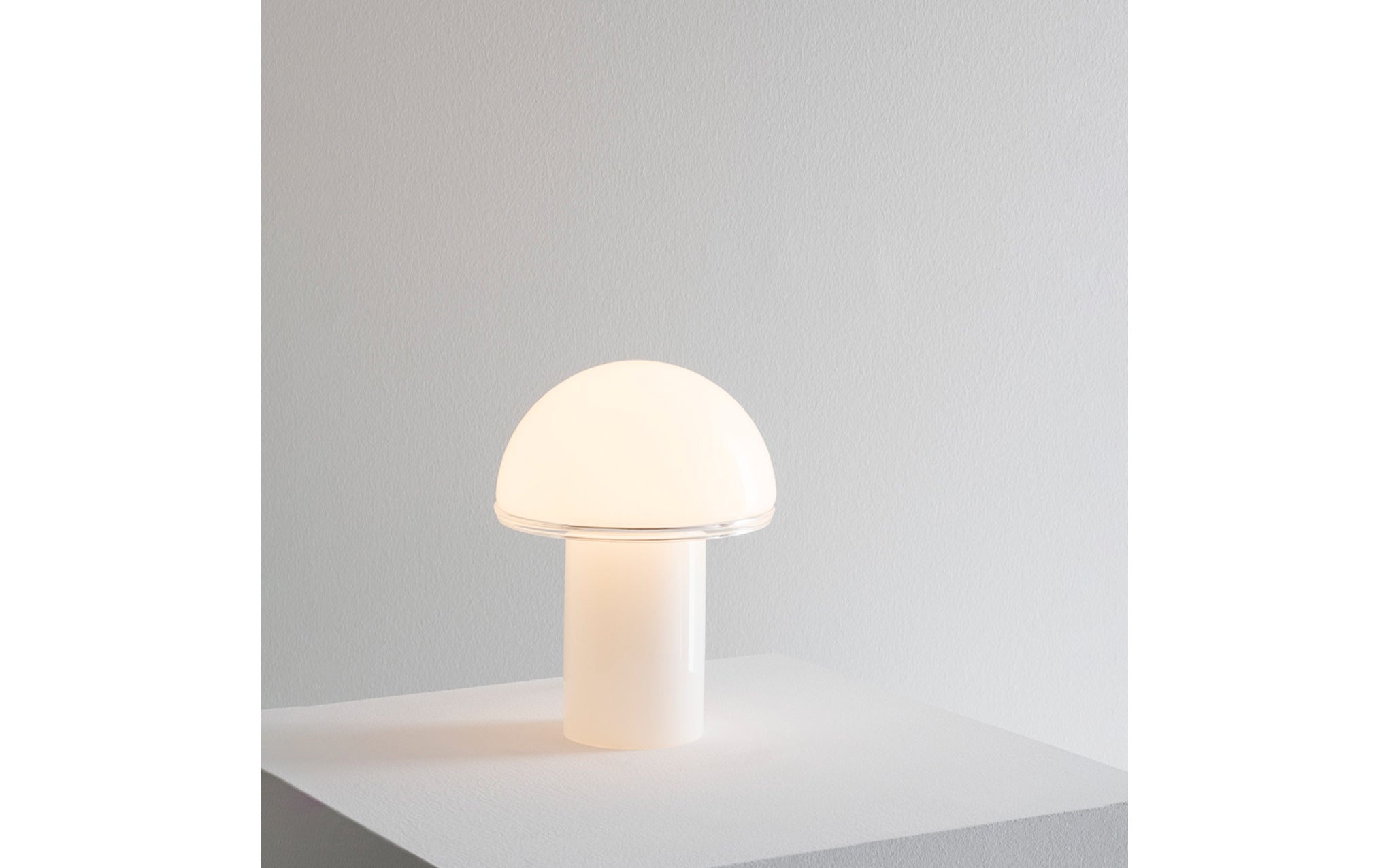 Onfale table light