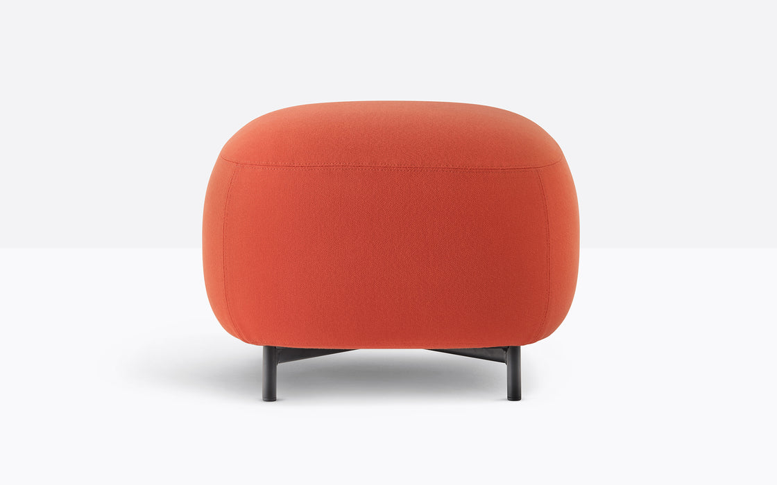 Buddy 210 pouffe