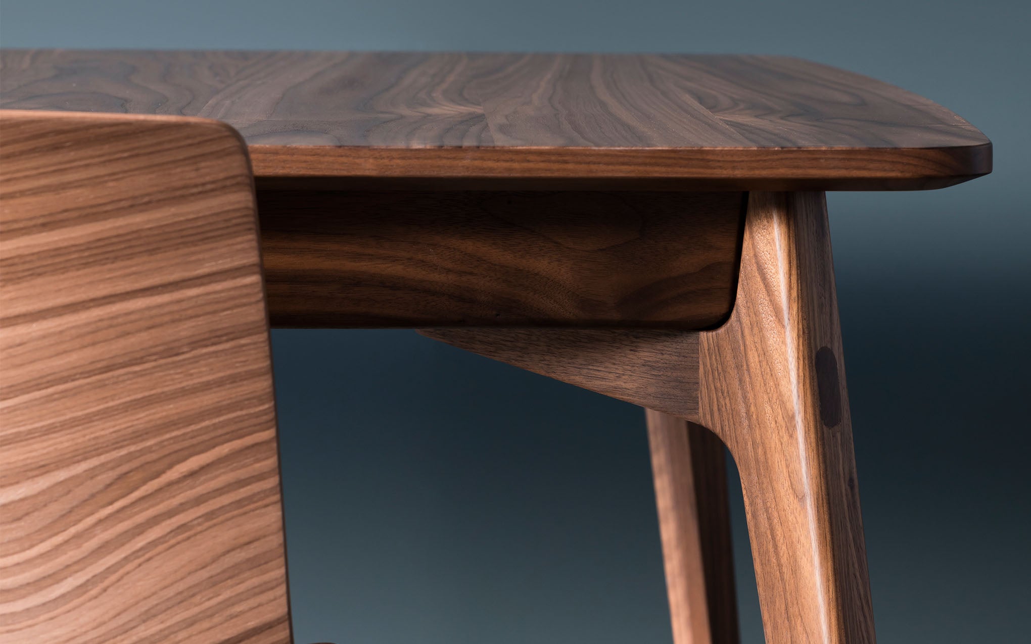 Dulwich extending table