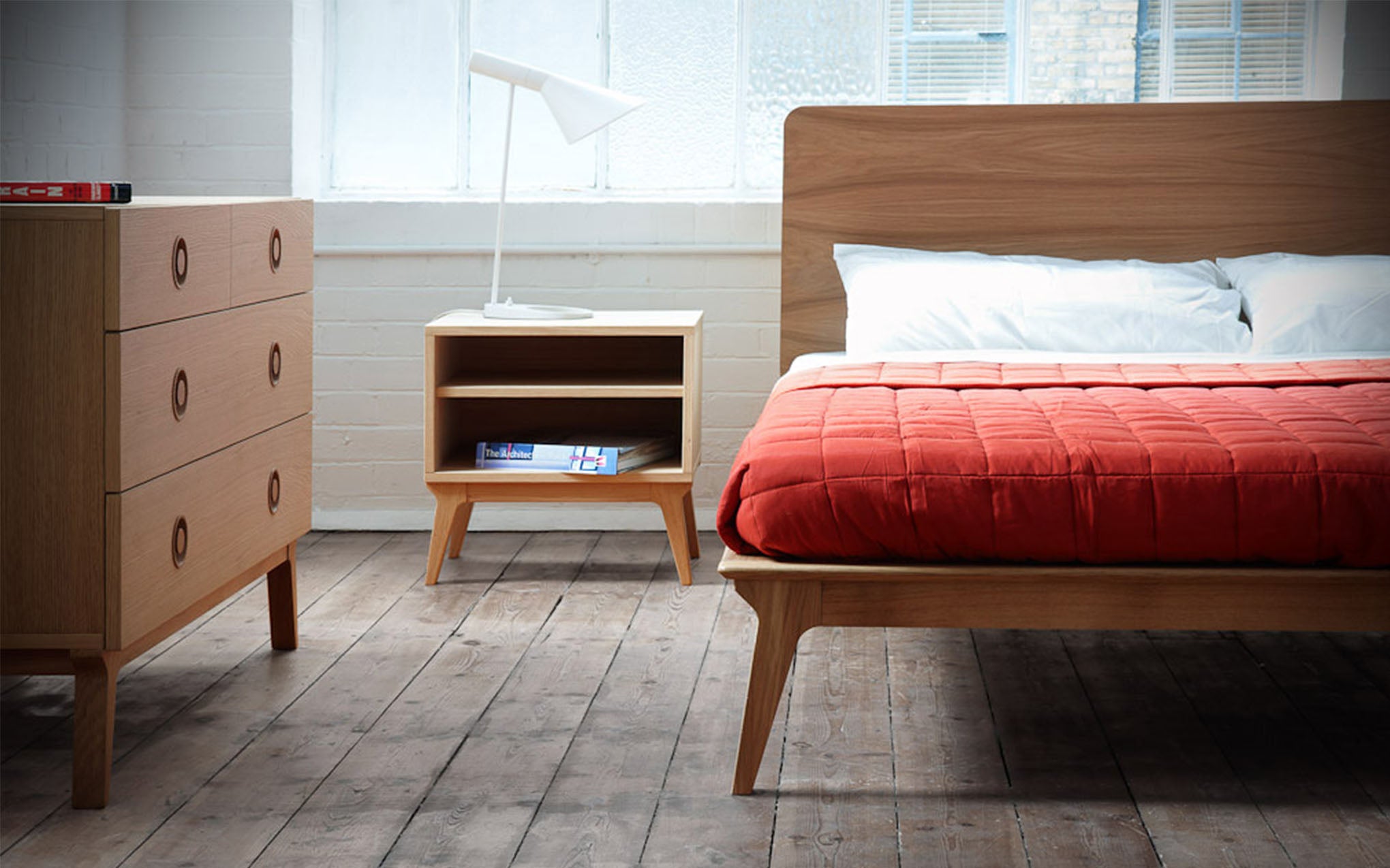 Valentine chest of drawers