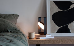 Mouro portable table light