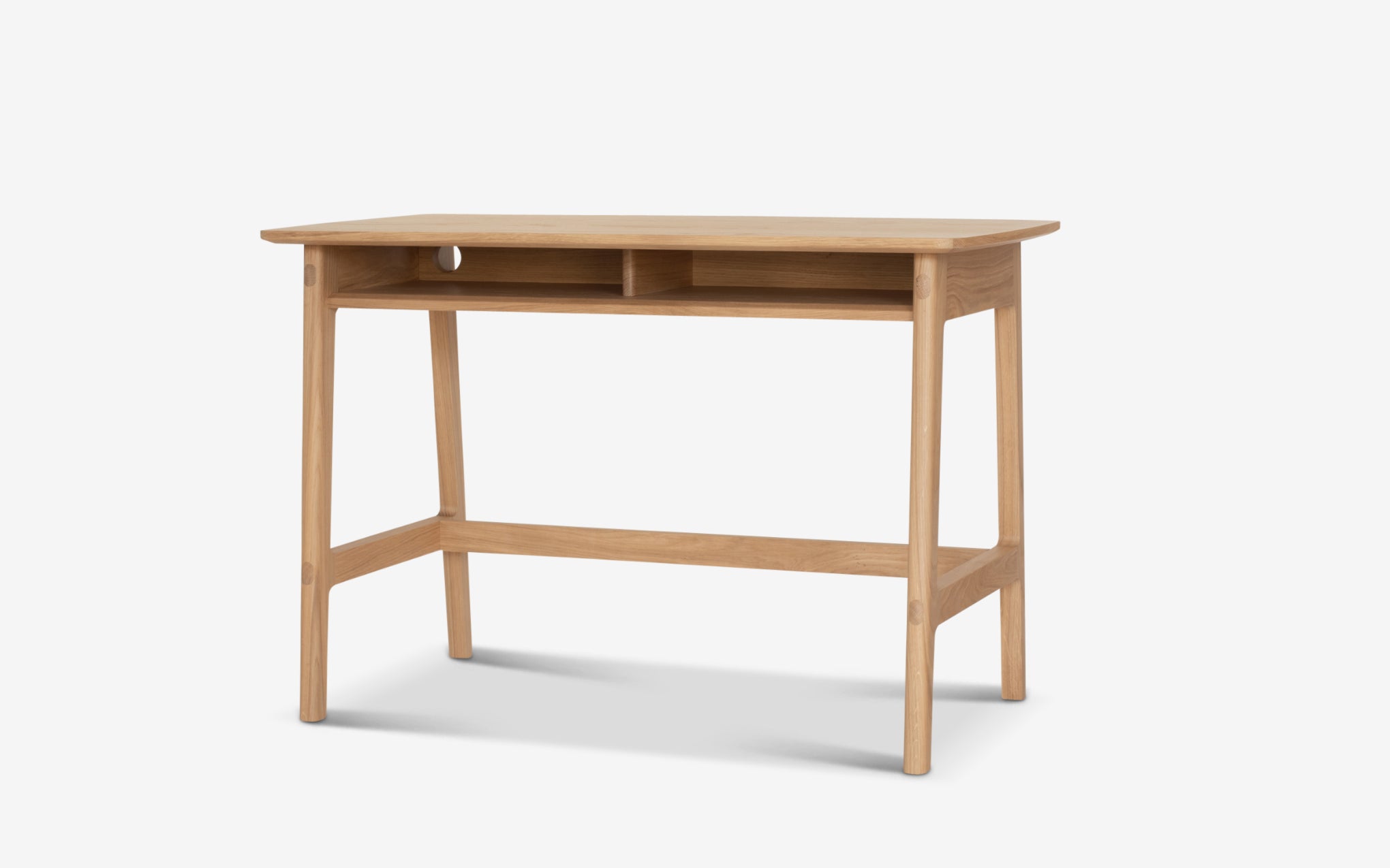 Dulwich desk by Matthew Hilton for Case | SCP