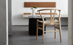 CH24 Wishbone chair