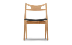 CH29P Sawbuck chair