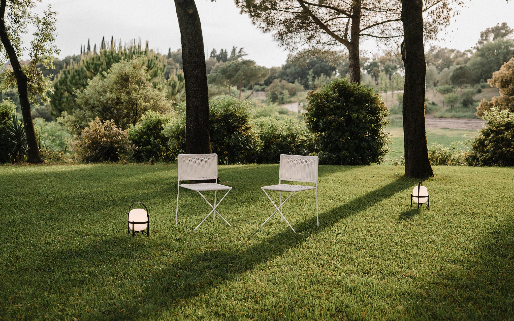 Cestita Alubat table light