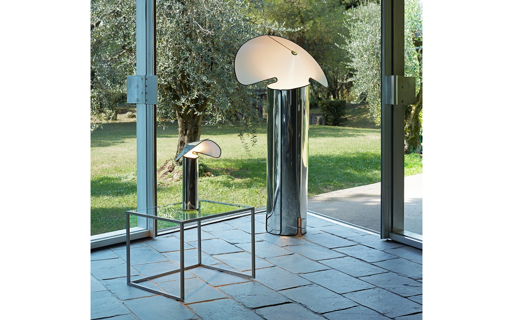 Chiara floor light