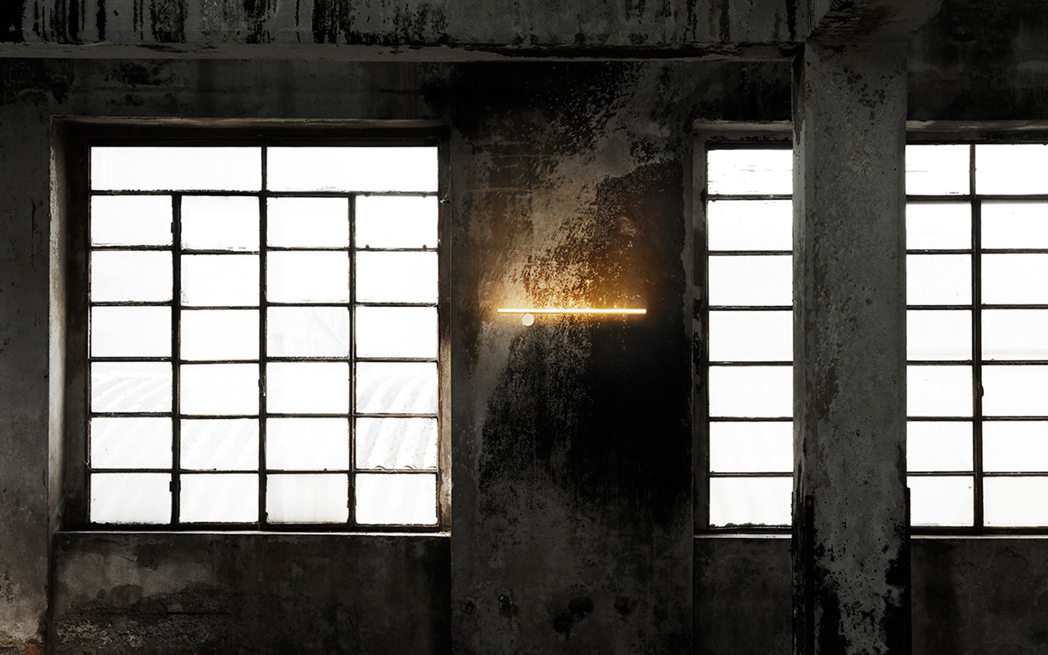 Coordinates wall lights