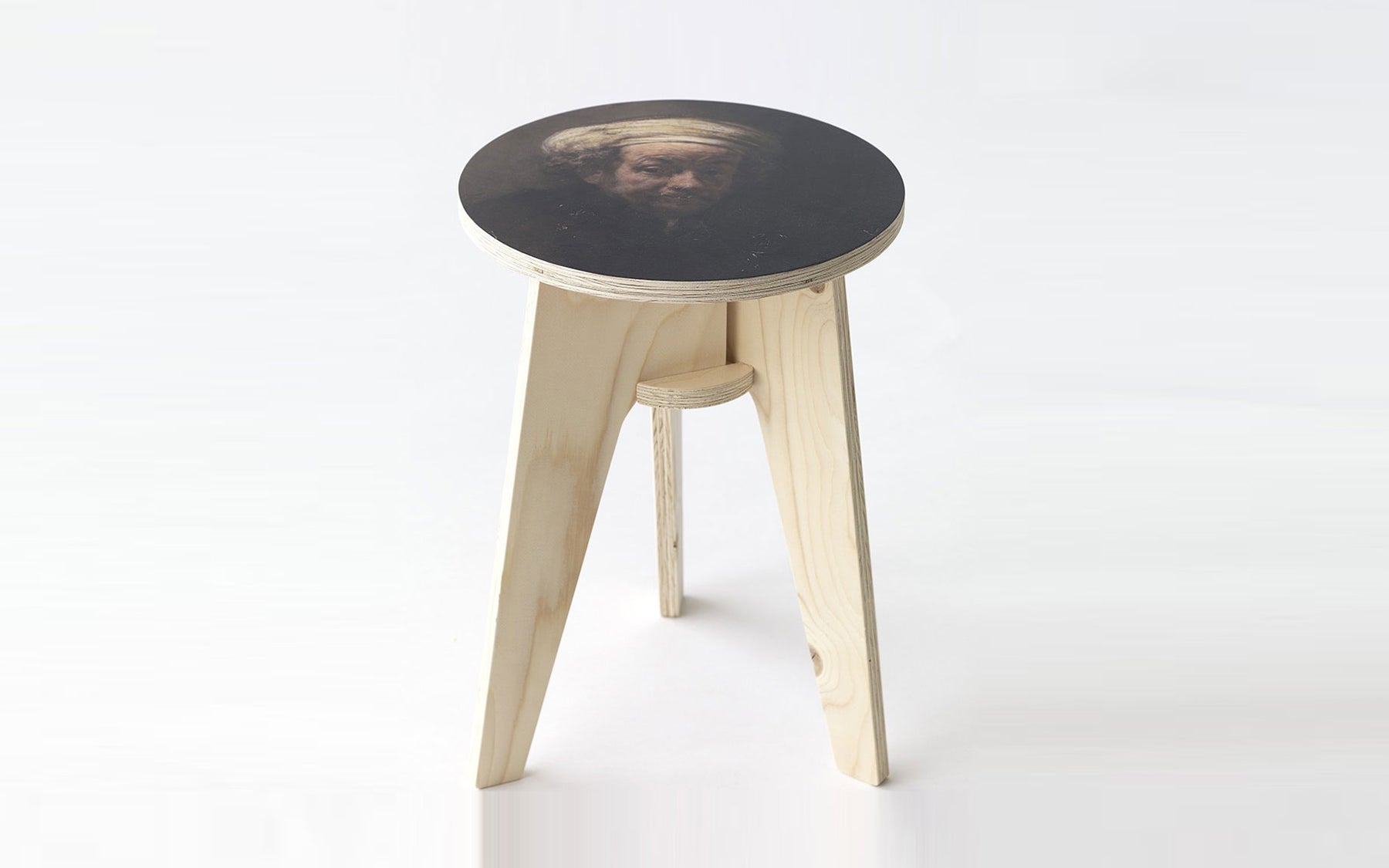 Printed Crisis stool | SCP