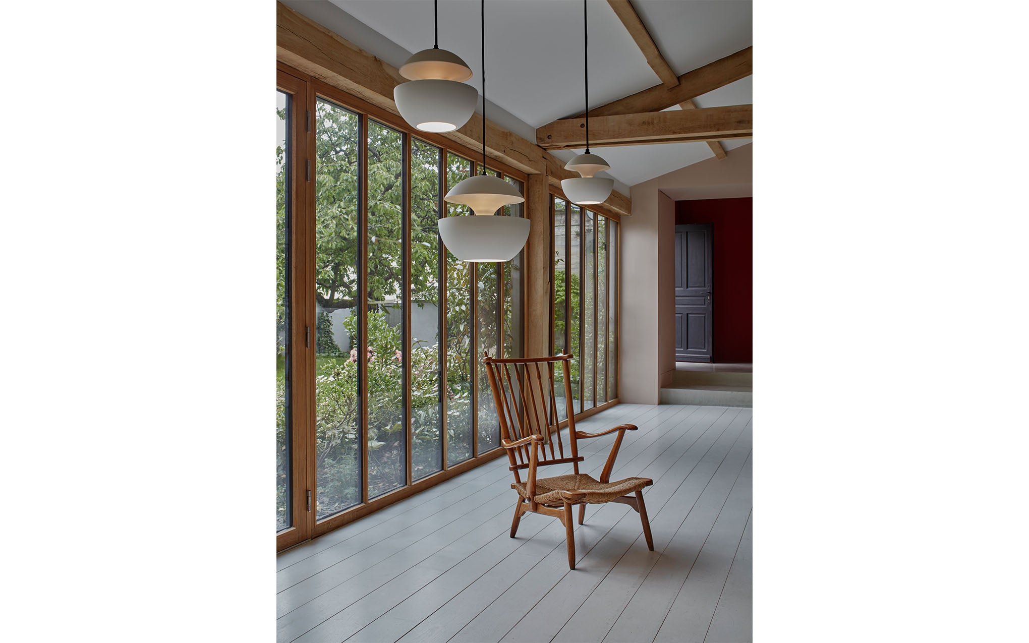 Here comes the sun pendant light - black