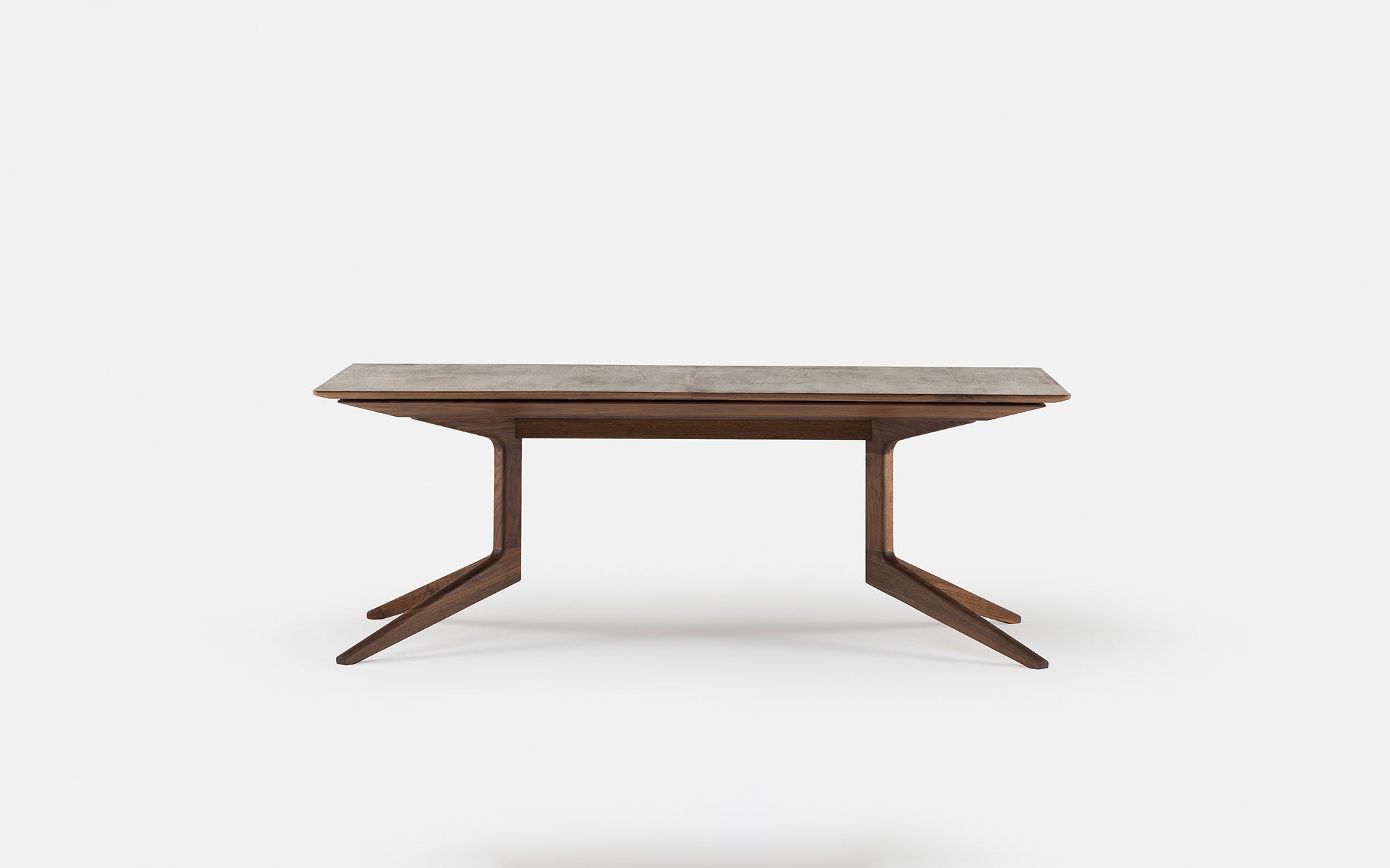 Light extending table