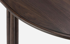 Elliot dining table