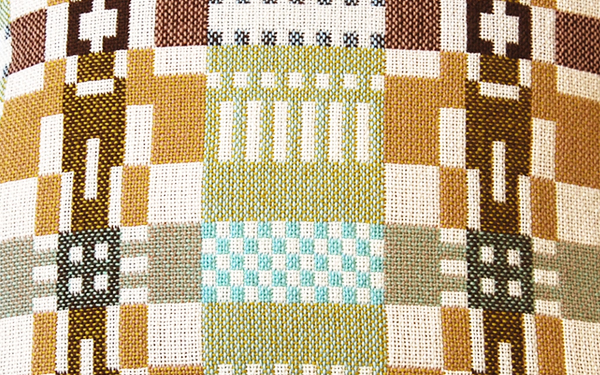 Henry pouffe in Nos Da