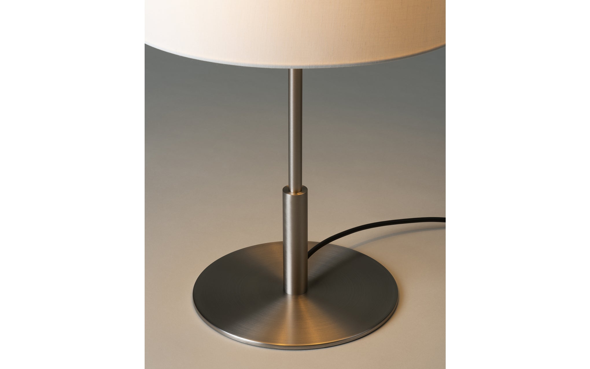 Diana table light