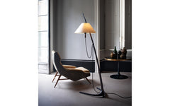 Dornstab floor lamp