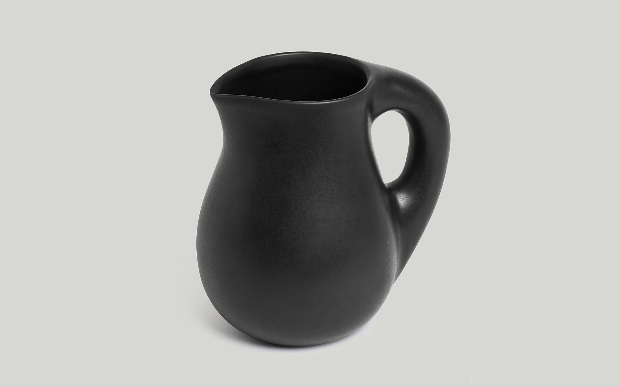 Dough pitcher - charcoal