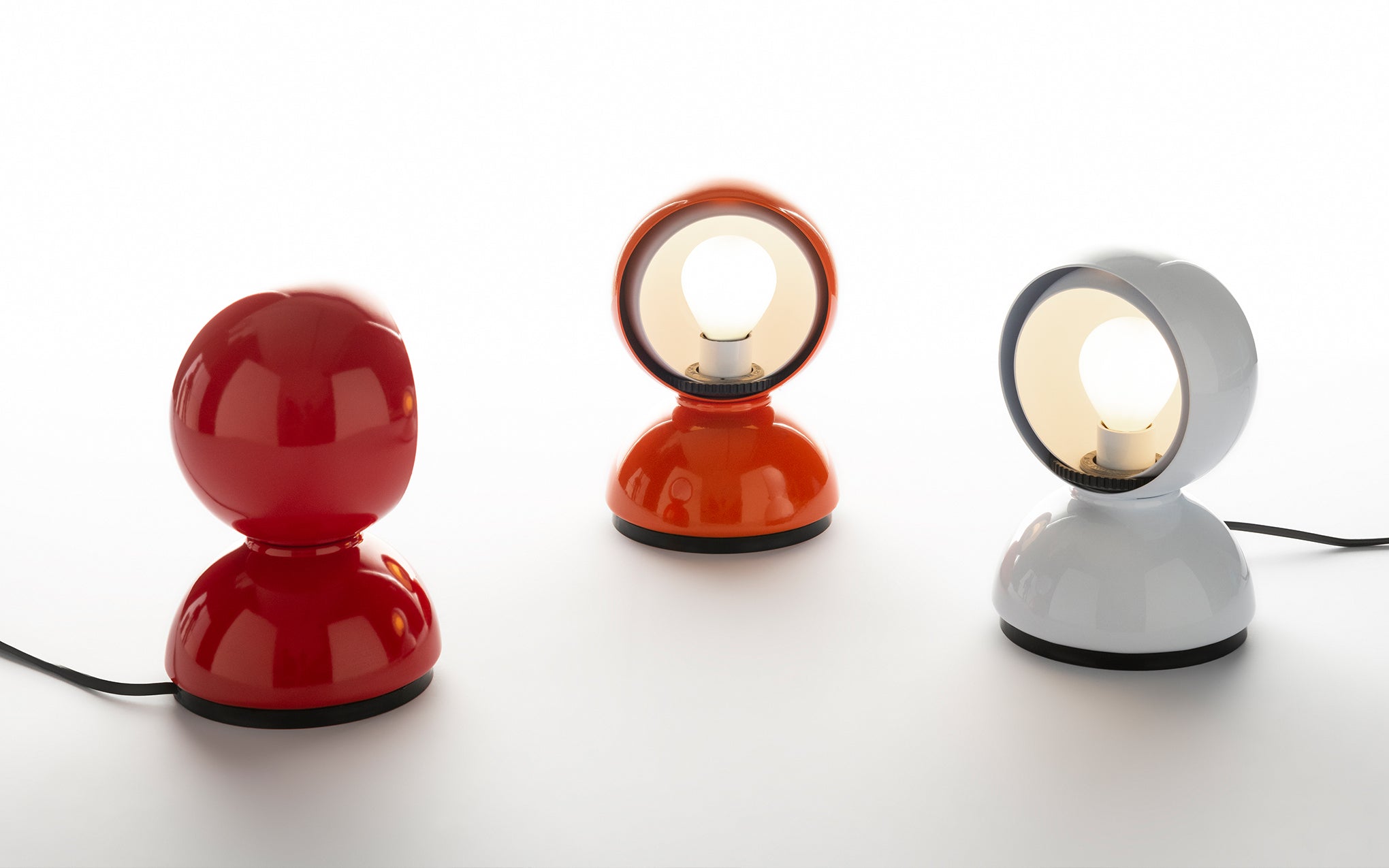 Eclisse table/ wall light by Vico Magistretti for Artemide | SCP