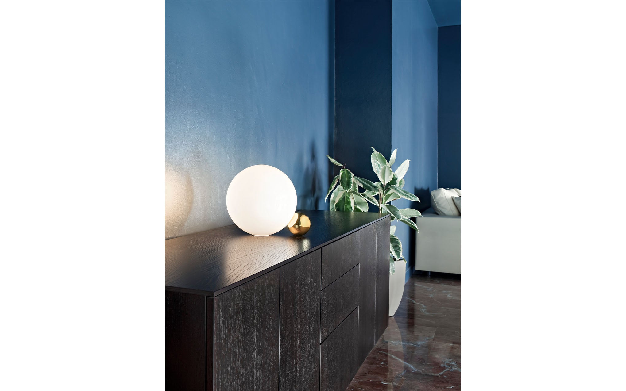 Copycat table light by Michael Anastassiades for Flos SCP