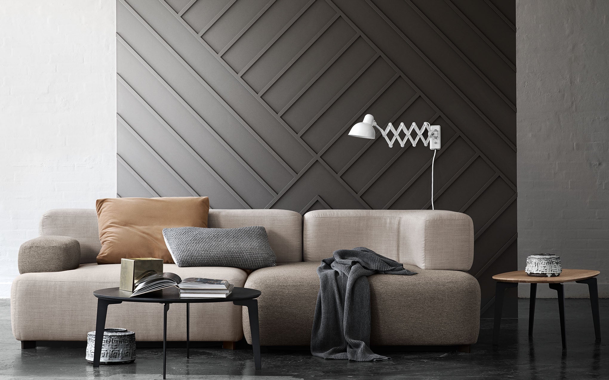 Kaiser Idell 6718-W wall light