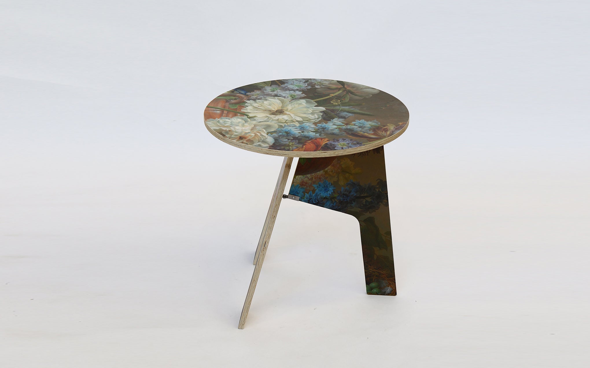 Flap Over The Wall table