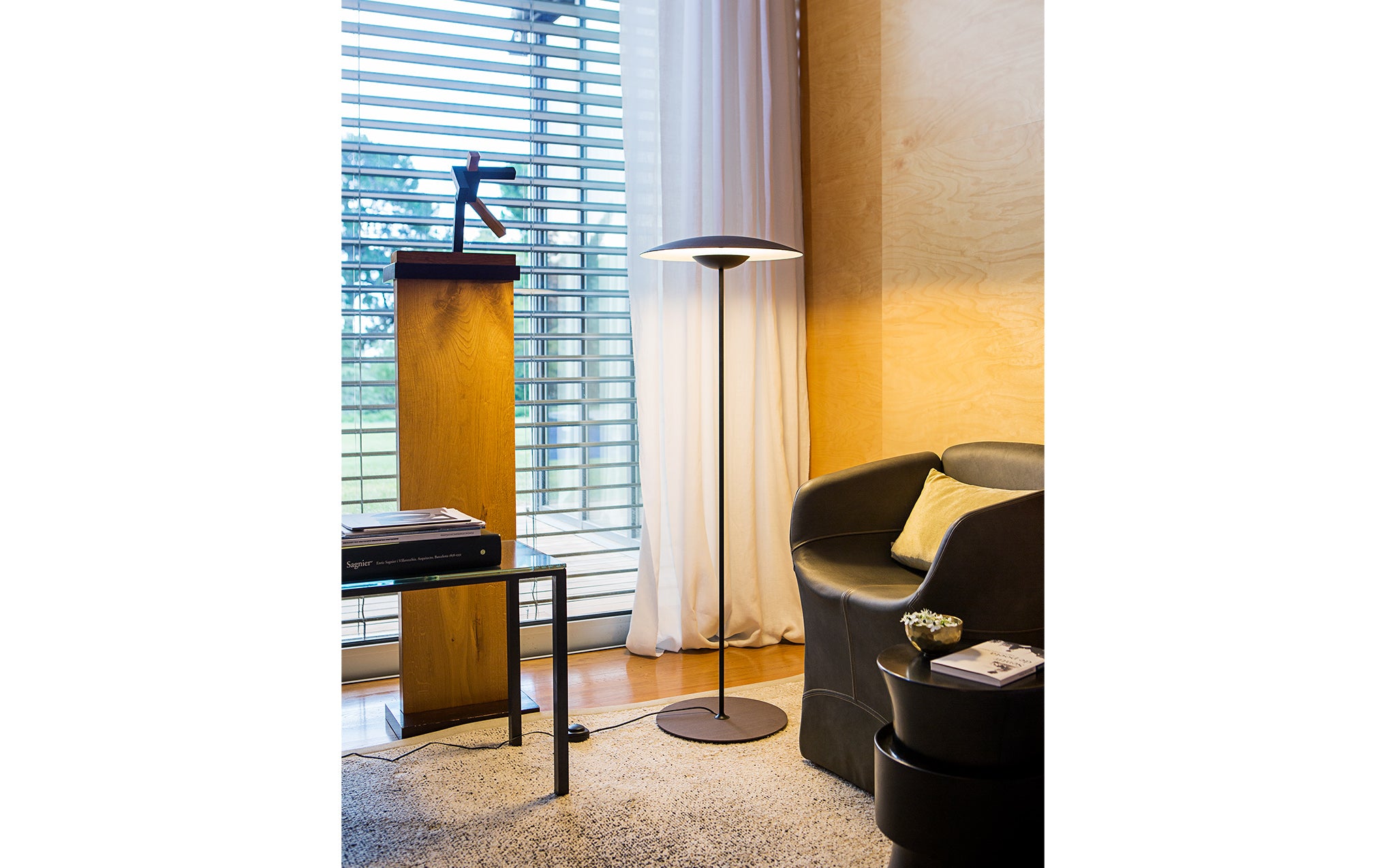 Ginger P floor light