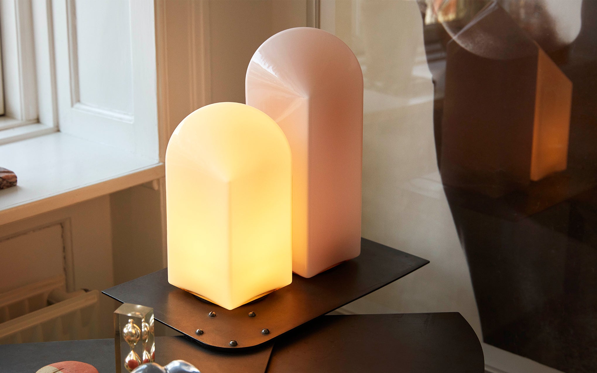 Parade table light 320