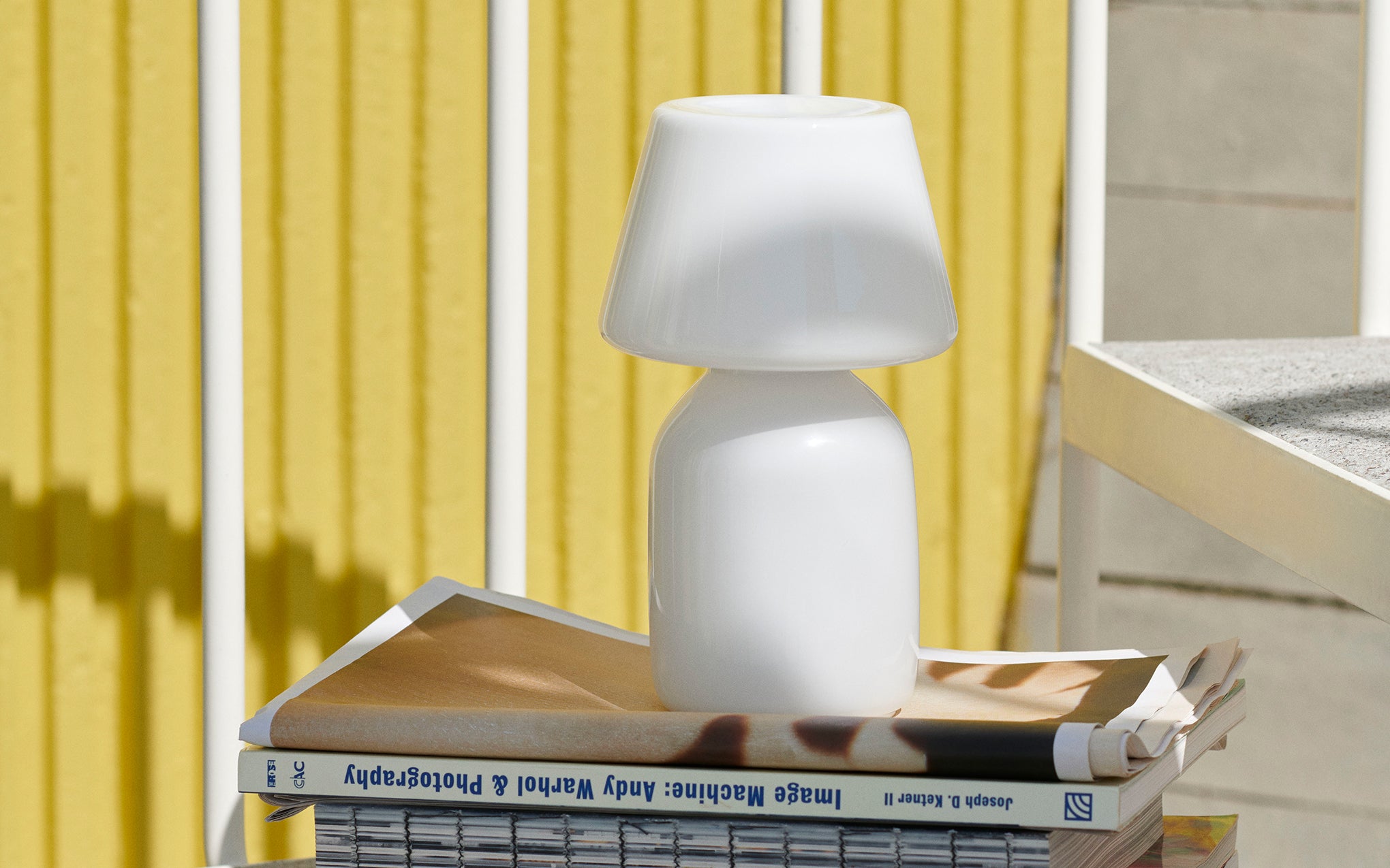 Apollo portable lamp