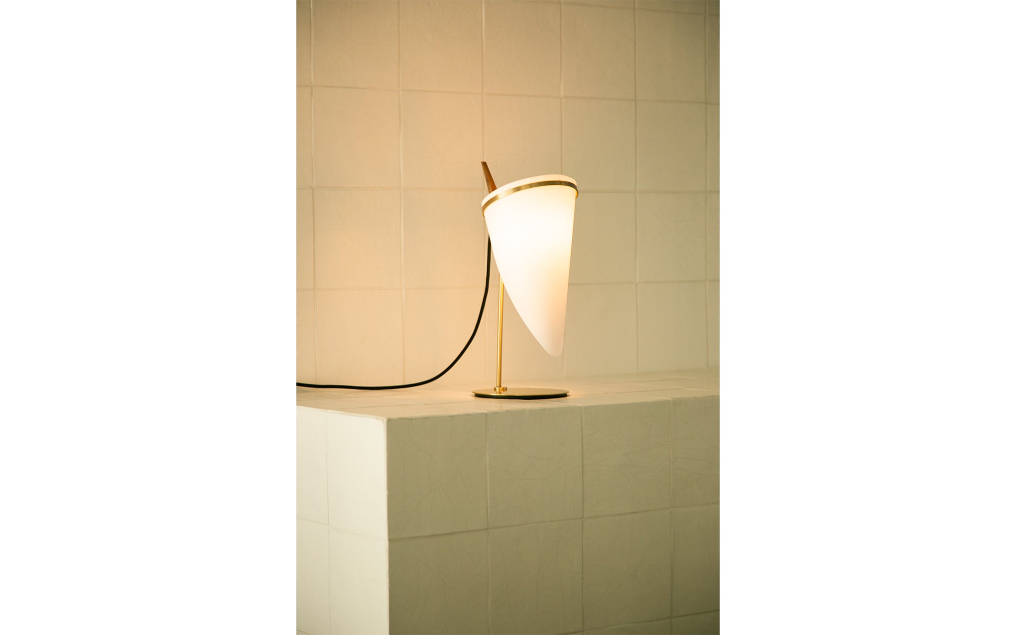 Armitage accent lamp
