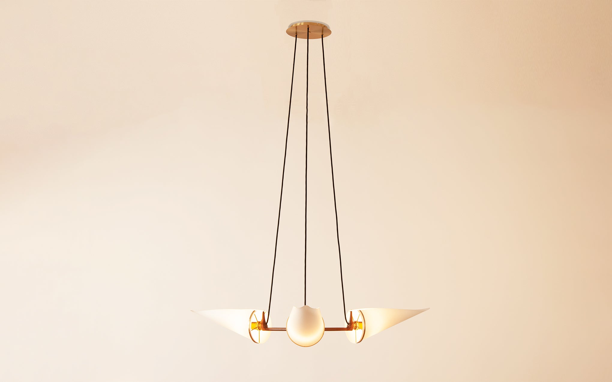 Armitage triple suspension lamp